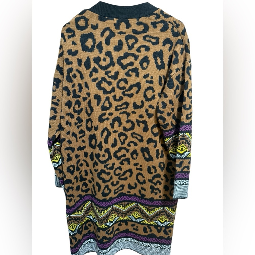 Zim & Zoe Women’s Plus Leopard Print Cardigan Size 18/20
Leopard Print - Picture 4 of 9